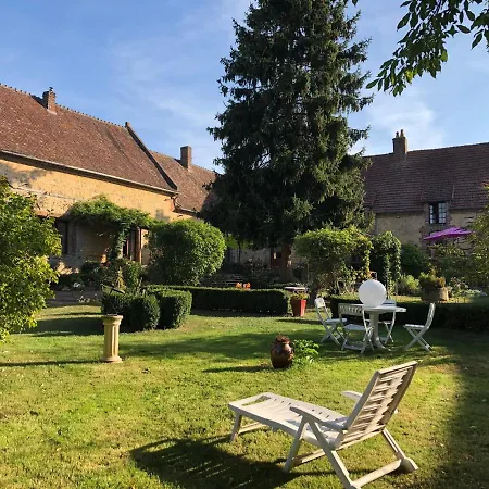 Hotel La Fresnaie : ,table D'hotes & Tille