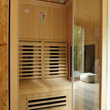 La Fresnaie : ,table D'hotes & Hotel