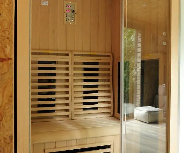 La Fresnaie : ,table D'hotes & Hotel