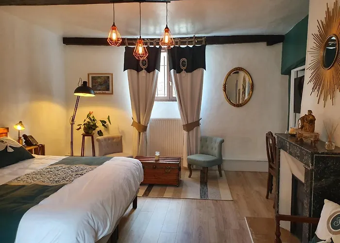 La Fresnaie : ,table D'hotes & Hotel