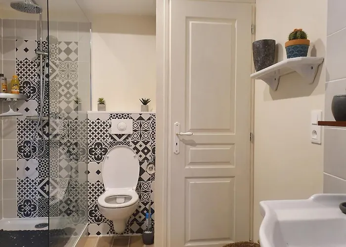 La Fresnaie : ,table D'hotes & Hotel